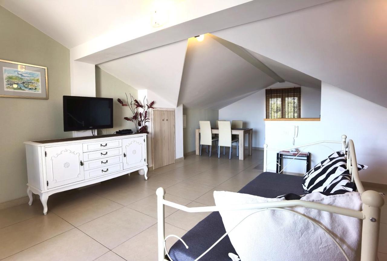 Apartments Ella Szybenik Zewnętrze zdjęcie